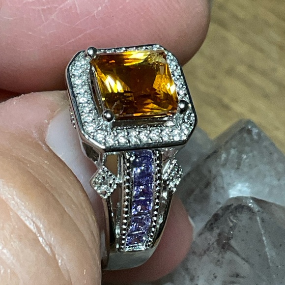 Yellow Topaz ring - Picture 6 of 8